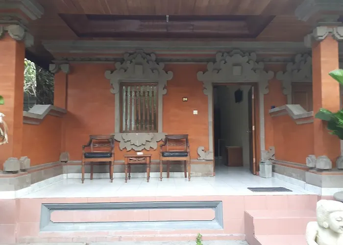 Guest house Puspa Ayu *